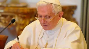 Luto: Morre o Papa Bento XVI